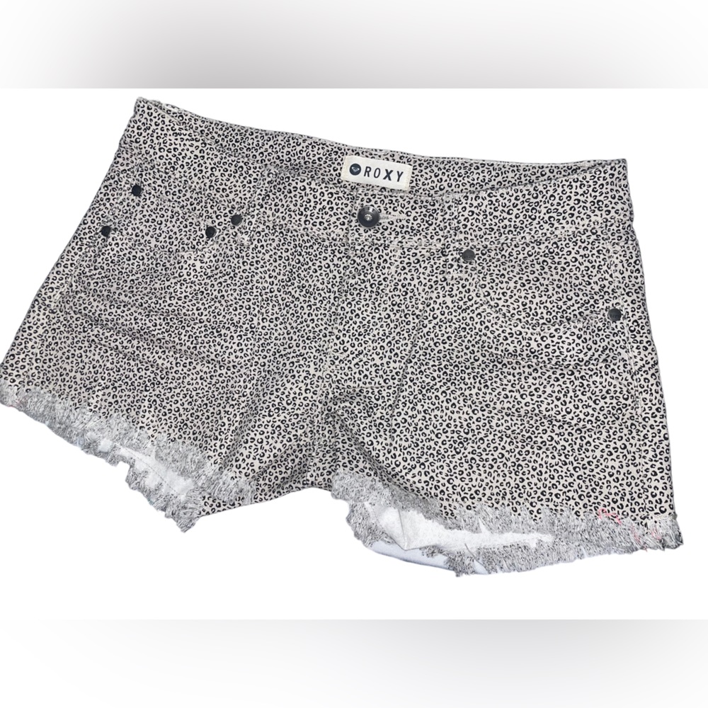 NWT ROXY SHORTS